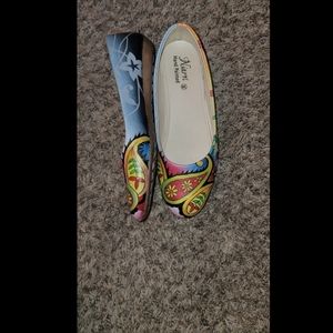 Niarvi Handpainted shoes  flats size 39 women shoes